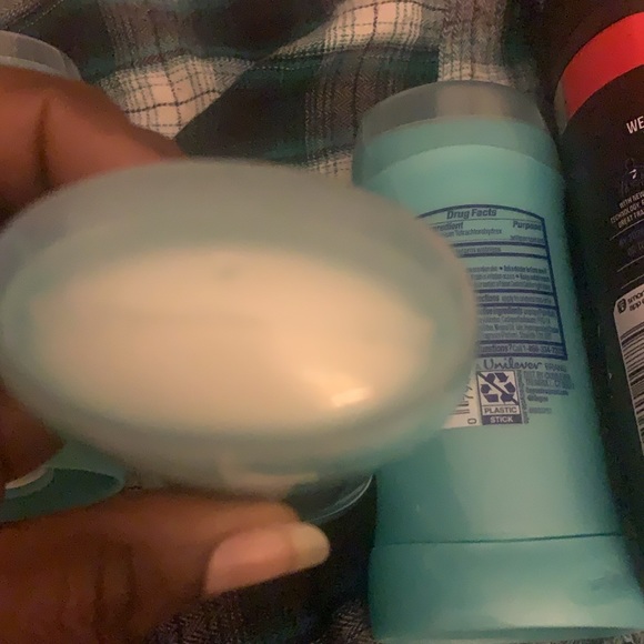 Three Degree deodorants and one ACE 48 h - Picture 6 of 8